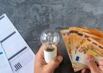 Λογαριασμοί ρεύματος: Κλείδωσε παράταση των επιδοτήσεων έως και τον Σεπτέμβριο