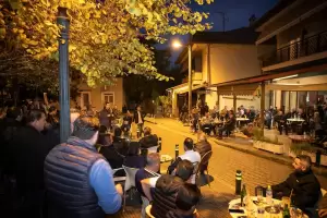 Ομιλία του υποψήφιου Βουλευτή της Ν.Δ. Σπύρου Κουλκουδίνα σε μεγάλη συγκέντρωση κατοίκων