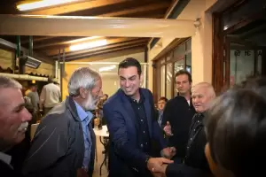 Ομιλία του υποψήφιου Βουλευτή της Ν.Δ. Σπύρου Κουλκουδίνα σε μεγάλη συγκέντρωση κατοίκων