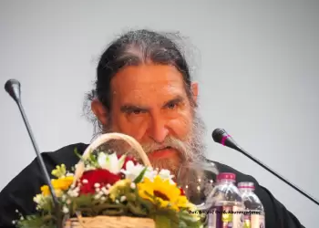 π. Ευάγγελος: Ορθόδοξος Γάμος και όχι θρησκευτικός γάμος