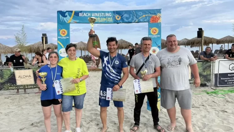 Παραλία Κατερίνης: Εντυπωσιακοί αγώνες στην 1η ημέρα – Πανελλήνιο Πρωτάθλημα Πάλης στην Άμμο