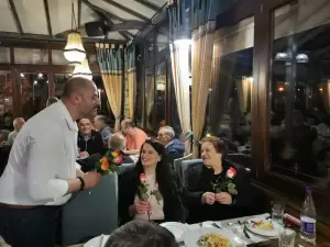 Σάκης Γκούνας: Δεν είμαστε όλοι ίδιοι και θα το αποδείξω Σάκης Γκούνας: Δεν είμαστε όλοι ίδιοι και θα το αποδείξω