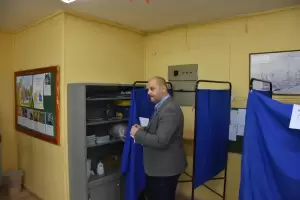 Σάκης Γκούνας: Οι πολίτες σήμερα ψηφίζουν για την αλλαγή με δικαιοσύνη παντού. Σάκης Γκούνας: Οι πολίτες σήμερα ψηφίζουν για την αλλαγή με δικαιοσύνη παντού.