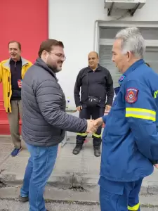 Σε αστυνομική διεύθυνση και Πυροσβεστική Υπηρεσία ο Ζήσης Ζάννας Σε αστυνομική διεύθυνση και Πυροσβεστική Υπηρεσία ο Ζήσης Ζάννας