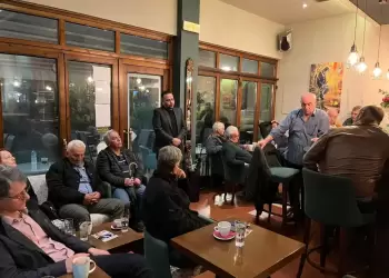 Σε πολύ καλό κλίμα πραγματοποιήθηκε η πολιτική εκδήλωση του Γιάννη Μαλτζάρη στο Αιγίνιο.