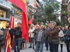 Συγκέντρωση του ΚΚΕ στην Κατερίνη: Δίνουμε τη μάχη μέχρι την τελευταία στιγμή για πολύ πιο ισχυρό ΚΚΕ (εικόνες & βίντεο) Συγκέντρωση του ΚΚΕ στην Κατερίνη: Δίνουμε τη μάχη μέχρι την τελευταία στιγμή για πολύ πιο ισχυρό ΚΚΕ