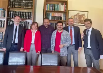 Συνάντηση με την Πρόεδρο και τα μέλη του Δ.Σ του δικηγορικού συλλόγου Κατερίνης είχε ο υπ. Βουλευτής ΠΑΣΟΚ Μαλτζάρης  Γιάννης.