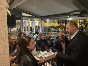 Θερμή υποδοχή και μηνύματα νίκης και ανατροπής στον Πλαταμώνα για τον υποψήφιο βουλευτή Αθανάσιο – Σάκη Γκούνα