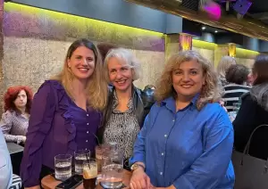 Το αδιαχώρητο στην εκδήλωση του Φώντα Μπαραλιάκου για τις γυναίκες Το αδιαχώρητο στην εκδήλωση του Φώντα Μπαραλιάκου για τις γυναίκες