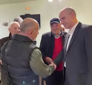 Ο υποψήφιος Βουλευτής Φώντας Μπαραλιάκος στα πανέμορφα χωριά του Καταχά και της Καστανιάς συναντήθηκε  με καλούς φίλους