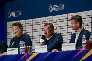 H Eλίνα Τζένγκο Σημαιοφόρος της Ελληνικής Ομάδας