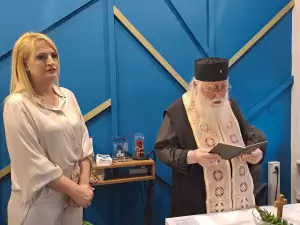 Εγκαίνια στην Κατερίνη του Ασφαλιστικού Γραφείου της  Τζήκα Σοφία