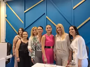 Εγκαίνια στην Κατερίνη του Ασφαλιστικού Γραφείου της  Τζήκα Σοφία