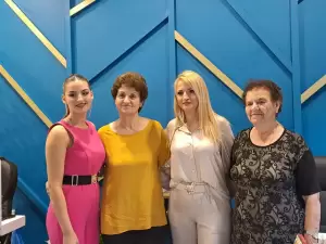 Εγκαίνια στην Κατερίνη του Ασφαλιστικού Γραφείου της  Τζήκα Σοφία