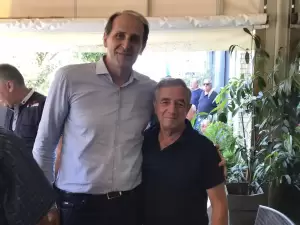 Κλιμάκιο της Νέας Δημοκρατίας στον Κορινό Κατερίνης (εικόνες) Επίσκεψη στον Κορινό Κατερίνης των υποψηφίων Βουλευτών Ημαθίας Βεσυρόπουλου και Βασιλειάδη (Φωτορεπορτάζ)