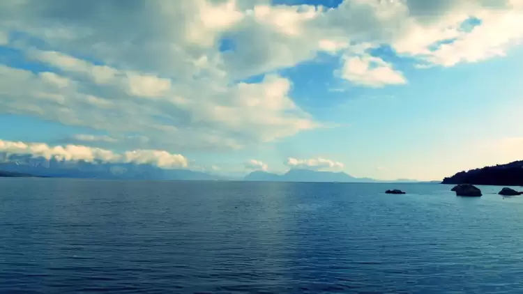 Ο Καιρός σήμερα για Κατερίνη και Πιερία: Βροχές και άνοδος θερμοκρασίας την Πέμπτη