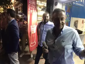 Κατερίνη: Πανηγυρισμοί στα γραφεία της ΝΔ (συνεχής ενημέρωση - εικόνες & βίντεο) Κατερίνη: Πανηγυρισμοί στα γραφεία της ΝΔ