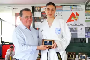 Λέσχη Καράτε Budokan Katerini - 48 χρόνια, προσφοράς στο καράτε (εικόνες) Λέσχη Καράτε Budokan Katerini – 48 χρόνια, προσφοράς στο καράτε