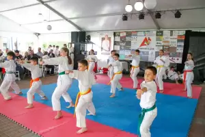 Λέσχη Καράτε Budokan Katerini - 48 χρόνια, προσφοράς στο καράτε (εικόνες) Λέσχη Καράτε Budokan Katerini – 48 χρόνια, προσφοράς στο καράτε