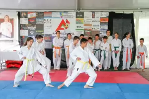 Λέσχη Καράτε Budokan Katerini - 48 χρόνια, προσφοράς στο καράτε (εικόνες) Λέσχη Καράτε Budokan Katerini – 48 χρόνια, προσφοράς στο καράτε