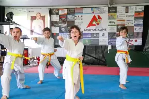 Λέσχη Καράτε Budokan Katerini - 48 χρόνια, προσφοράς στο καράτε (εικόνες) Λέσχη Καράτε Budokan Katerini – 48 χρόνια, προσφοράς στο καράτε