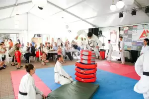 Λέσχη Καράτε Budokan Katerini - 48 χρόνια, προσφοράς στο καράτε (εικόνες) Λέσχη Καράτε Budokan Katerini – 48 χρόνια, προσφοράς στο καράτε