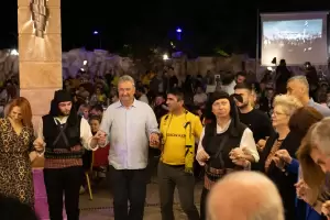 Σ. Φ. ΑΕΚ Κατερίνης – Γιορτή 40 χρόνων (1983 – 2023): Ακόμη τραγουδούν, ακόμη πανηγυρίζουν… (εικόνες)