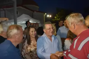 Στη «Γιορτή Ενορίας» του Ιερού Ναού Αγίων Χριστοφόρου και Ευθυμίου, ο υποψήφιος δήμαρχος Κατερίνης Γιάννης Ντούμος Στη «Γιορτή Ενορίας» του Ιερού Ναού Αγίων Χριστοφόρου και Ευθυμίου, ο υποψήφιος δήμαρχος Κατερίνης Γιάννης Ντούμος