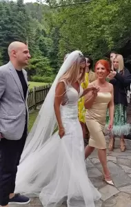 Στον ειδυλλιακό μικρό Ναό Αγίου Ιωάννη στο Λιτόχωρο έγινε ο γάμος της Μαριάννας και του Χρήστου