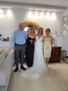 Στον ειδυλλιακό μικρό Ναό Αγίου Ιωάννη στο Λιτόχωρο έγινε ο γάμος της Μαριάννας και του Χρήστου