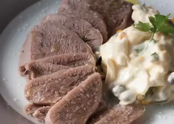 Τι θα φάμε σήμερα – γλώσσα μοσχαρίσια με πουρέ πατάτας