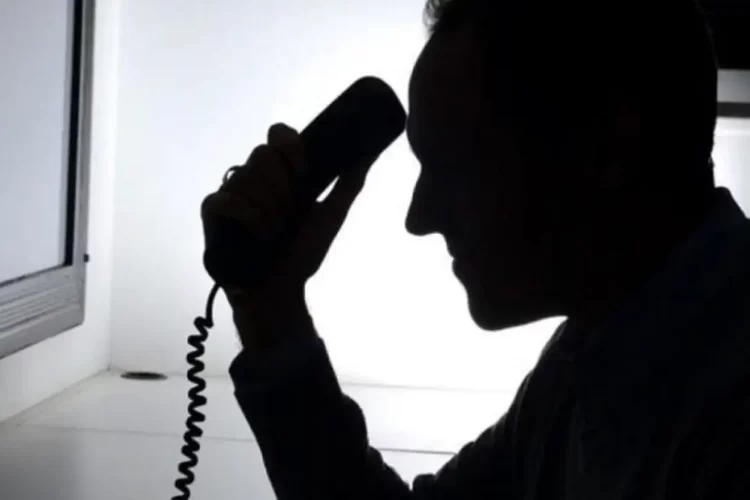Τηλεφωνική απάτη: Επιτήδειοι προσπαθούν να παραπλανήσουν γιατρούς με δόλωμα επιστροφή χρημάτων από τον ΕΟΠΥΥ