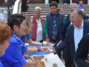 Ο υποψήφιος δήμαρχος Κατερίνης Γιάννης Ντούμος τίμησε τη μνήμη των 31 σφαγιασθέντων Προσκόπων στο Αϊδίνι το 1919 Ο υποψήφιος δήμαρχος Κατερίνης Γιάννης Ντούμος τίμησε