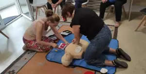 Διασωστική Ομάδα Πιερίας: Παρουσίαση Α Βοηθειών στο Κέντρο Πρόληψης «Άτρακτος»