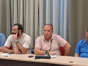 Δημοτικό Συμβούλιο Κατερίνης: Προβλημάτισε η διαχείριση των αδέσποτων εν μέσω θέρους Δημοτικό Συμβούλιο Κατερίνης: Προβλημάτισε η διαχείριση των αδέσποτων εν μέσω θέρους