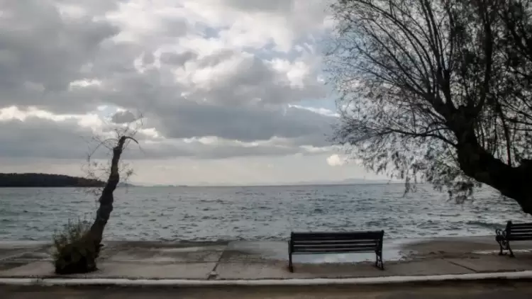 Ο Καιρός σήμερα για Κατερίνη και Πιερία: Συννεφιά, μπόρες και πτώση θερμοκρασίας την Δευτέρα