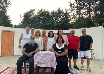 Ποντιακή θεατρική Σκηνή Πιερίας: Ο κόσμος απόλαυσε μια εξαιρετική ποντιακή κωμωδία