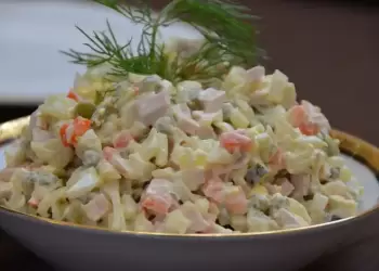 Τι θα φάμε σήμερα – ρωσική σαλάτα και αυγά βραστά