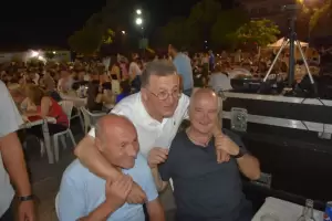 Ο υποψήφιος δήμαρχος Κατερίνης, Γιάννης Ντούμος, στα 25α Ποντιακά Πολιτιστικά Δρώμενα της Ένωσης Ποντίων Πιερίας Ο υποψήφιος δήμαρχος Κατερίνης, Γιάννης Ντούμος, στα 25α Ποντιακά Πολιτιστικά Δρώμενα της Ένωσης Ποντίων Πιερίας