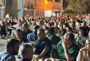 Χόρεψε με την ψυχή του ο Γιάννης Ντούμος στο βλάχικο γλέντι των Κοκκινοπλιτών Πιερίας Χόρεψε με την ψυχή του ο Γιάννης Ντούμος στο βλάχικο γλέντι των Κοκκινοπλιτών Πιερίας