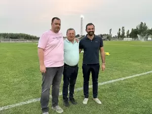 Ο Γιάννης Ντούμος στον Αγιασμό και την πρώτη συνάντηση του Α. Ο. Παραλίας