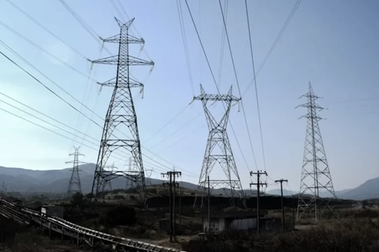 Ηλεκτρική ενέργεια: Βουτιά ρεκόρ στην τιμή χονδρεμπορικής λόγω ΑΠΕ