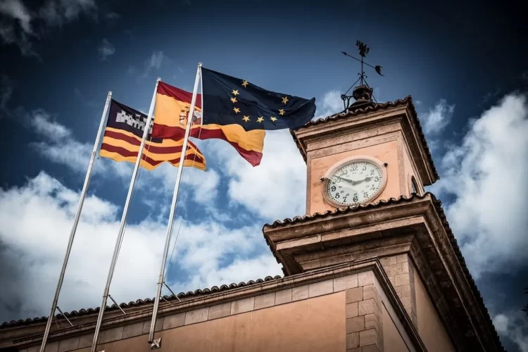 Ισπανία: Πώς κατάφερε να ρίξει τον πληθωρισμό