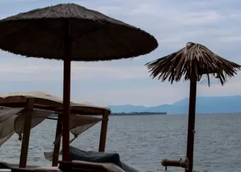 Καιρός: Ξαφνικά μπουρίνια τις επόμενες ώρες στα βόρεια, πού θα έχουμε καλοκαιρία – «Χωρισμένη» στα δύο η χώρα