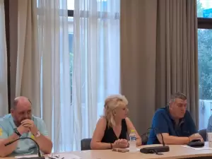 Κατερίνη: «Ροντέο» το Δημοτικό Συμβούλιο στην εκπνοή του χρόνου Κατερίνη: «Ροντέο» το Δημοτικό Συμβούλιο στην εκπνοή του χρόνου