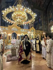 Η Κατερίνη υποδέχθηκε το Ιερό Λείψανο του Οσίου Διονυσίου του Εν Ολύμπω