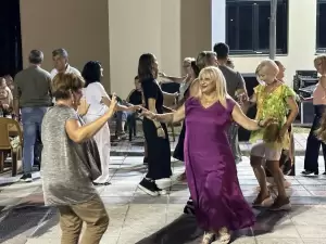 Κοντά στους πολίτες, ο Γιάννης Ντούμος, στα προβλήματά τους αλλά και στις χαρούμενες στιγμές τους