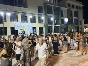 Κοντά στους πολίτες, ο Γιάννης Ντούμος, στα προβλήματά τους αλλά και στις χαρούμενες στιγμές τους