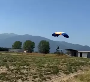 Λέσχη Ελλήνων Καταδρομέων Αλεξιπτωτιστών Ν. Πιερίας: Ρίψεις Αλεξιπτωτιστών Χορτερό Λέσχη Ελλήνων Καταδρομέων Αλεξιπτωτιστών Ν. Πιερίας: Ρίψεις Αλεξιπτωτιστών Χορτερό