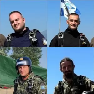 Λέσχη Ελλήνων Καταδρομέων Αλεξιπτωτιστών Ν. Πιερίας: Ρίψεις Αλεξιπτωτιστών Χορτερό Λέσχη Ελλήνων Καταδρομέων Αλεξιπτωτιστών Ν. Πιερίας: Ρίψεις Αλεξιπτωτιστών Χορτερό